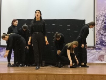theater 8
