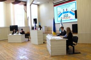 Дебаты &laquo;Обязать молодежь участвовать в выборах&raquo;